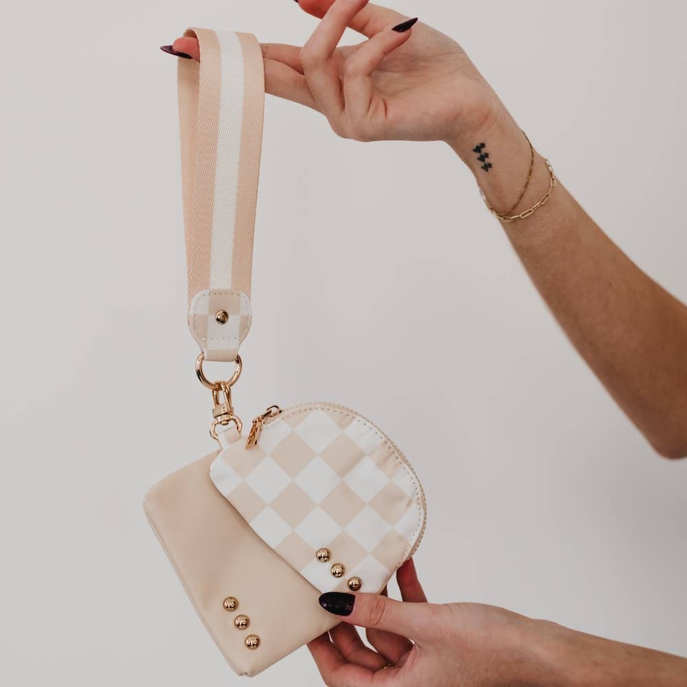 Dolly Dual Pouch Wristlet : Light Pink/Pink