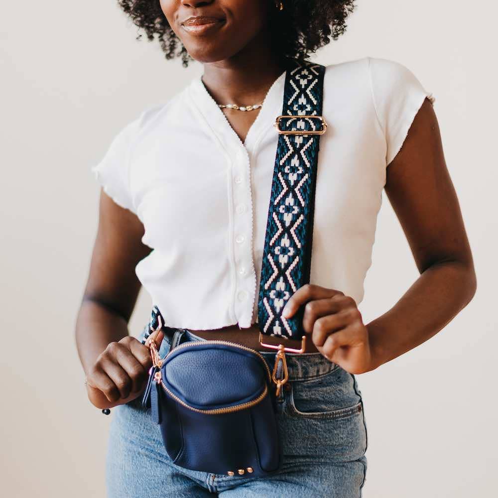 Ellie Crossbody Bag : Black