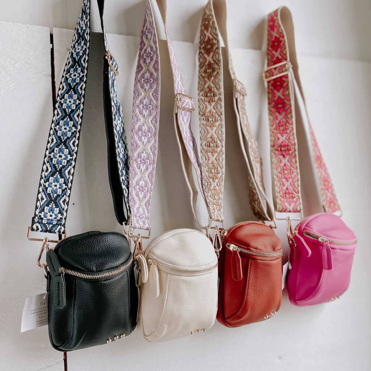 Ellie Crossbody Bag : Black