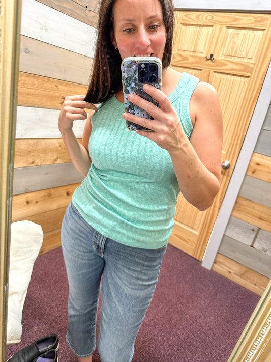 Ribbed Scoop Neck Sleeveless Tank - Kelly Green