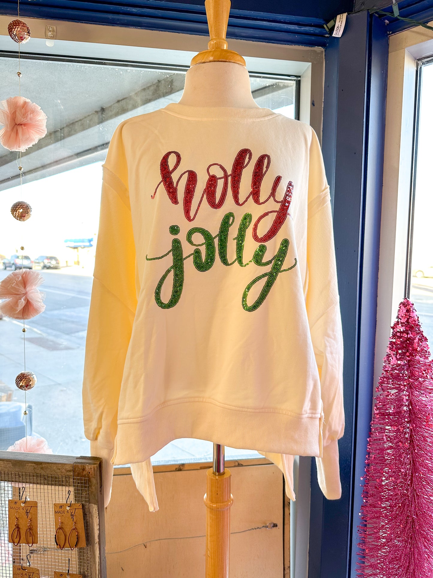 Fantastic Fawn Holly Jolly
