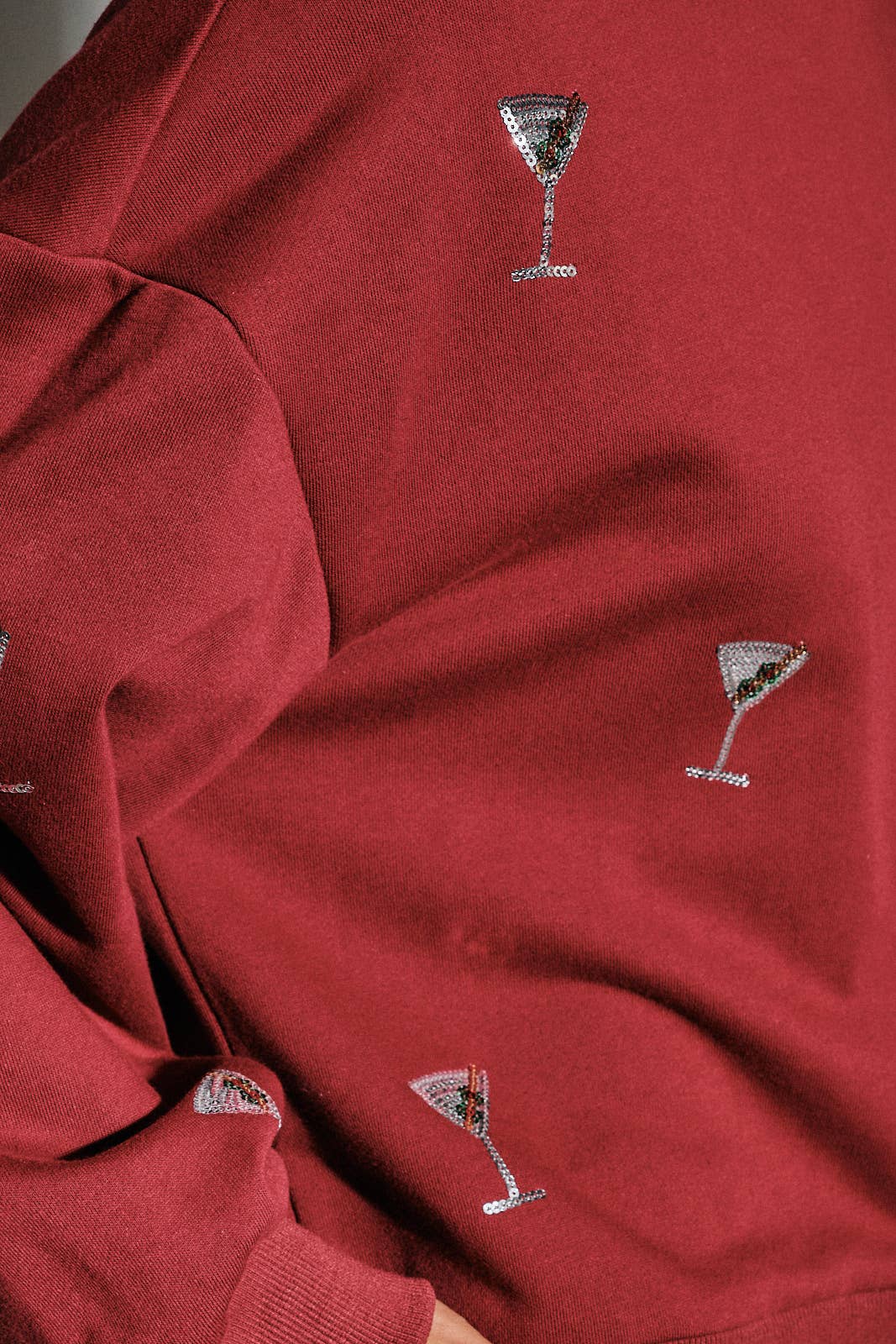 Embroidered Martini Glass Crew Neck Sweatshirt: BURUGNDY / L