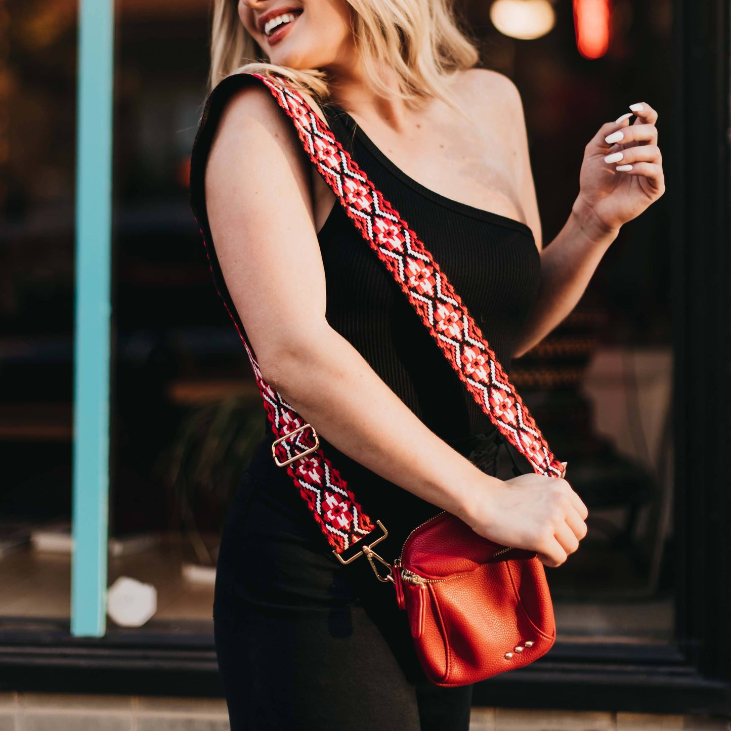 Ellie Crossbody Bag : Black