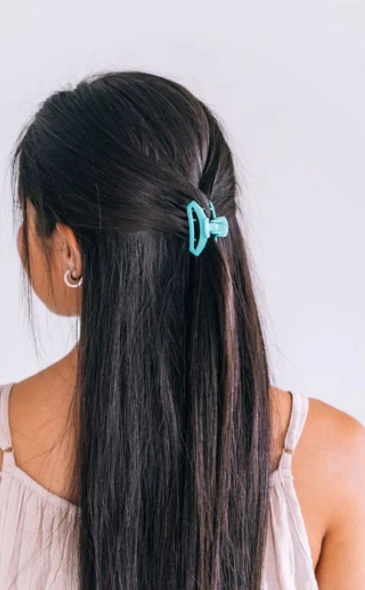 Open Coral Hair Clip