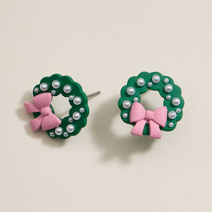Pearl Christmas Wreath Stud Earrings | Bow Holiday Earrings: Green / One / 4BE32042