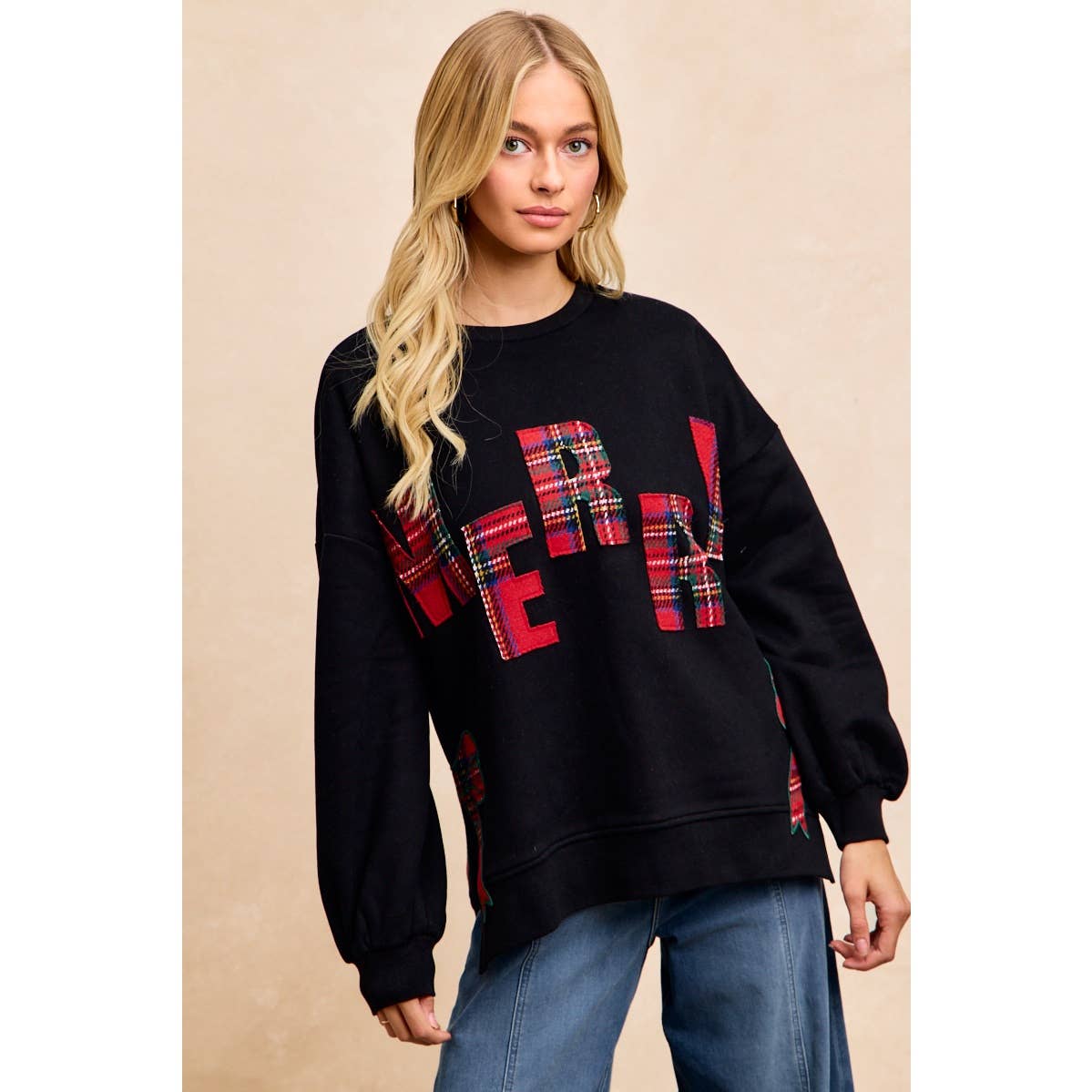 CHRISTMAS PLAID MERRY SIDE BOW PATCHES SWEATSHIRT: CREAM/RED PLAID / L