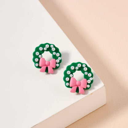 Pearl Christmas Wreath Stud Earrings | Bow Holiday Earrings: Green / One / 4BE32042