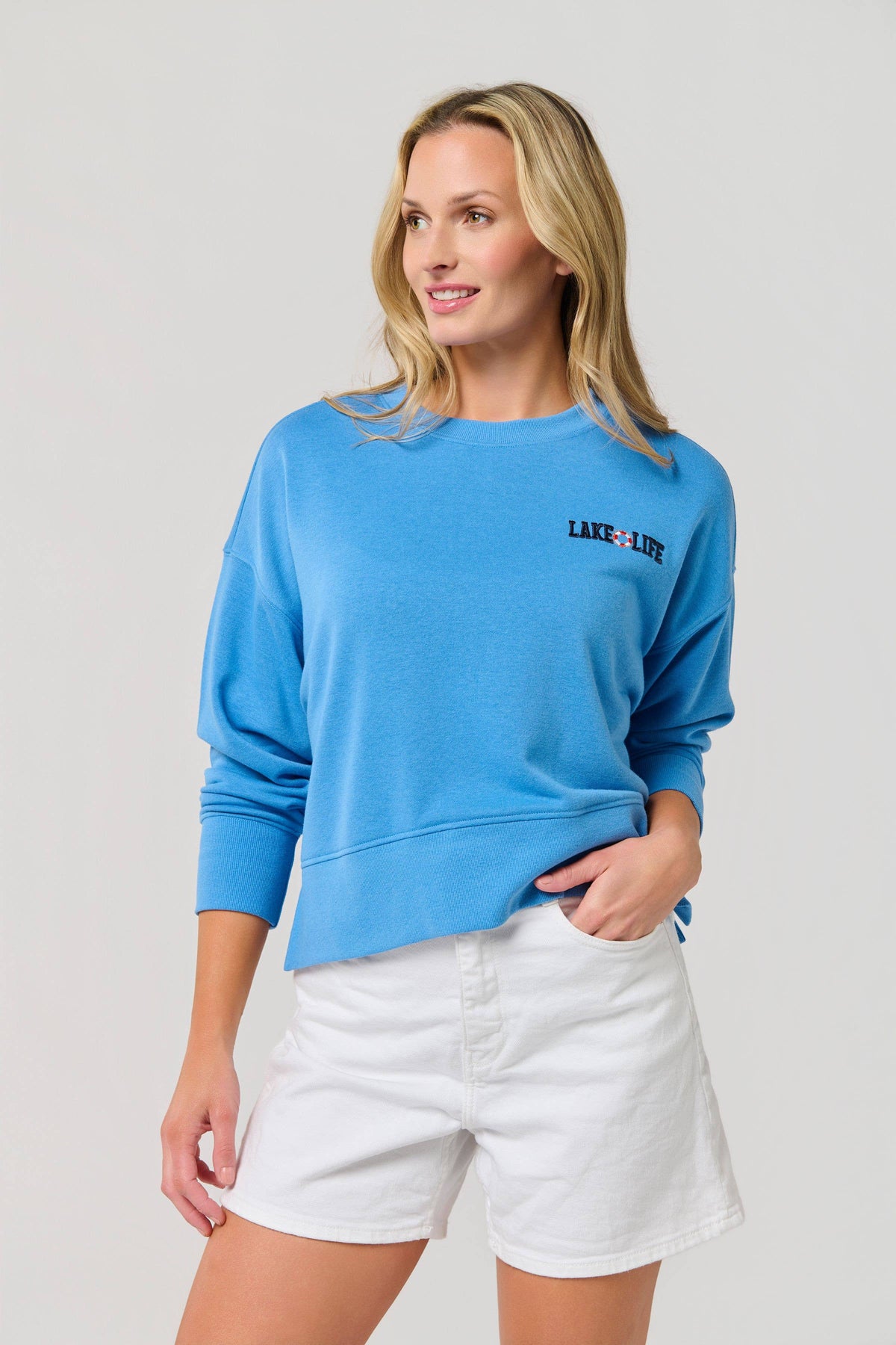 "BOAT DOCKS AND FLIP FLOPS" RELAXED SWEATSHIRT: SMALL