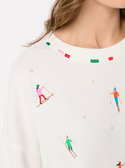 SKIERS WITH PEARLS RELAXED SWEATSHIRT: LARGE
