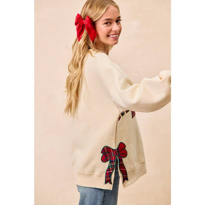 CHRISTMAS PLAID MERRY SIDE BOW PATCHES SWEATSHIRT: CREAM/RED PLAID / XL