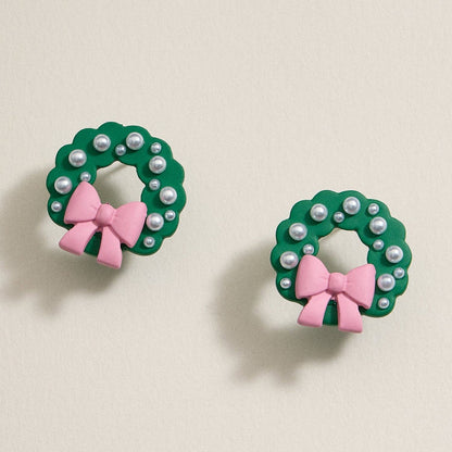 Pearl Christmas Wreath Stud Earrings | Bow Holiday Earrings: Green / One / 4BE32042